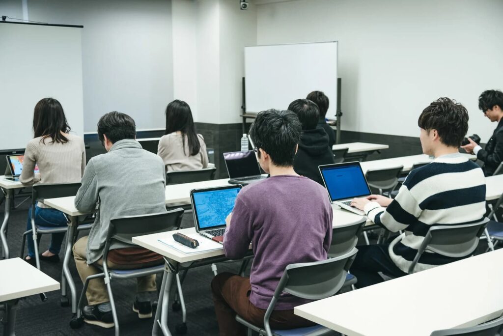 学校・大学の安全管理を強化!教育機関に適した入退室管理システムの導入ガイド